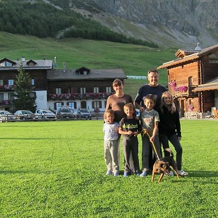 Chalet Del Sole Per Gruppi Livigno Exteriör bild