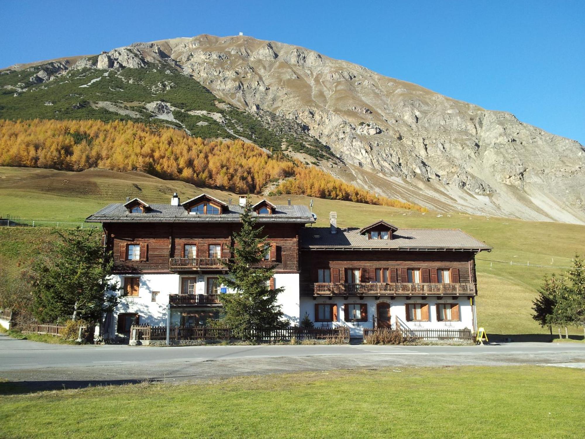 Chalet Del Sole Per Gruppi Livigno Exteriör bild