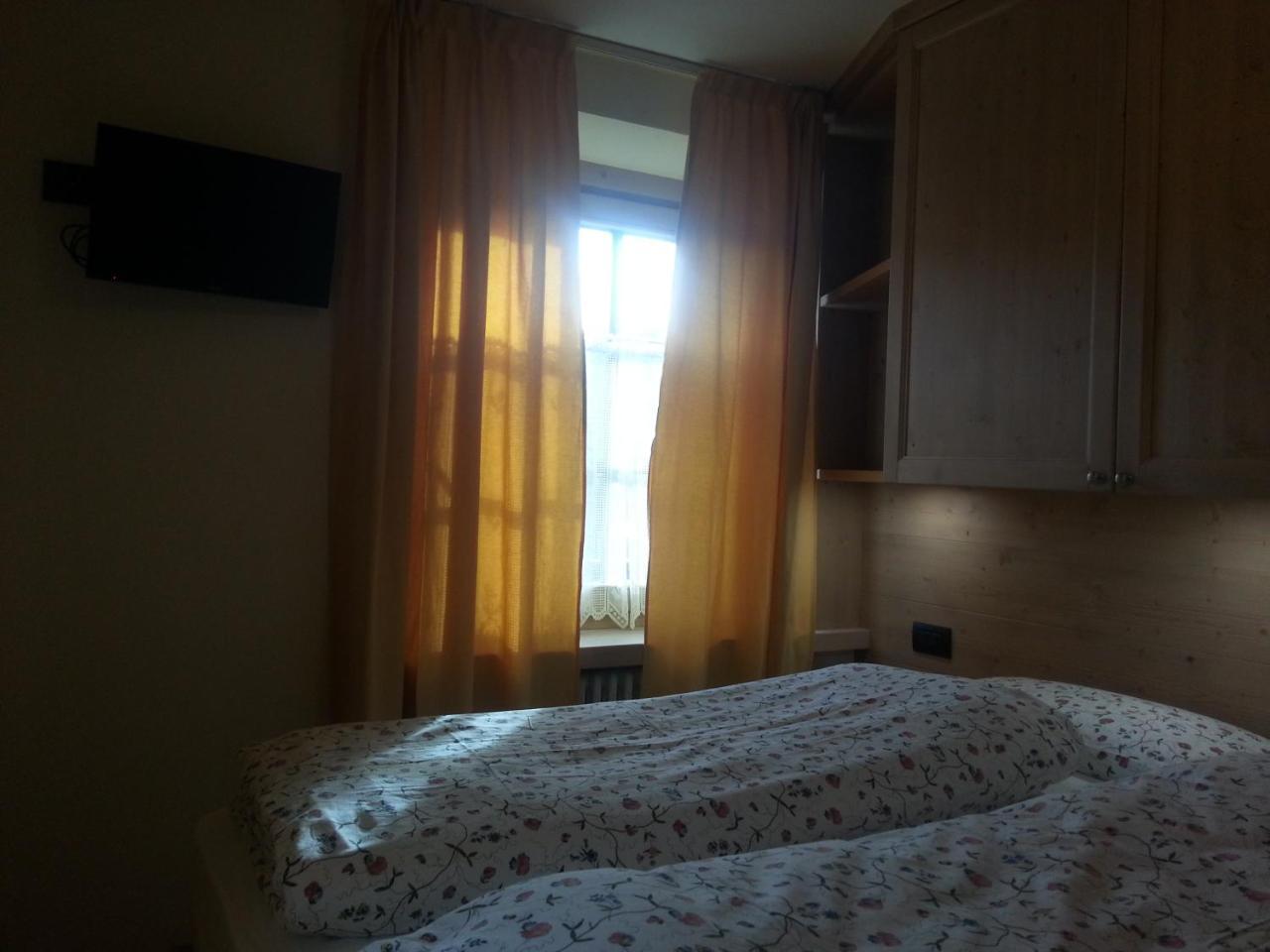 Chalet Del Sole Per Gruppi Livigno Exteriör bild